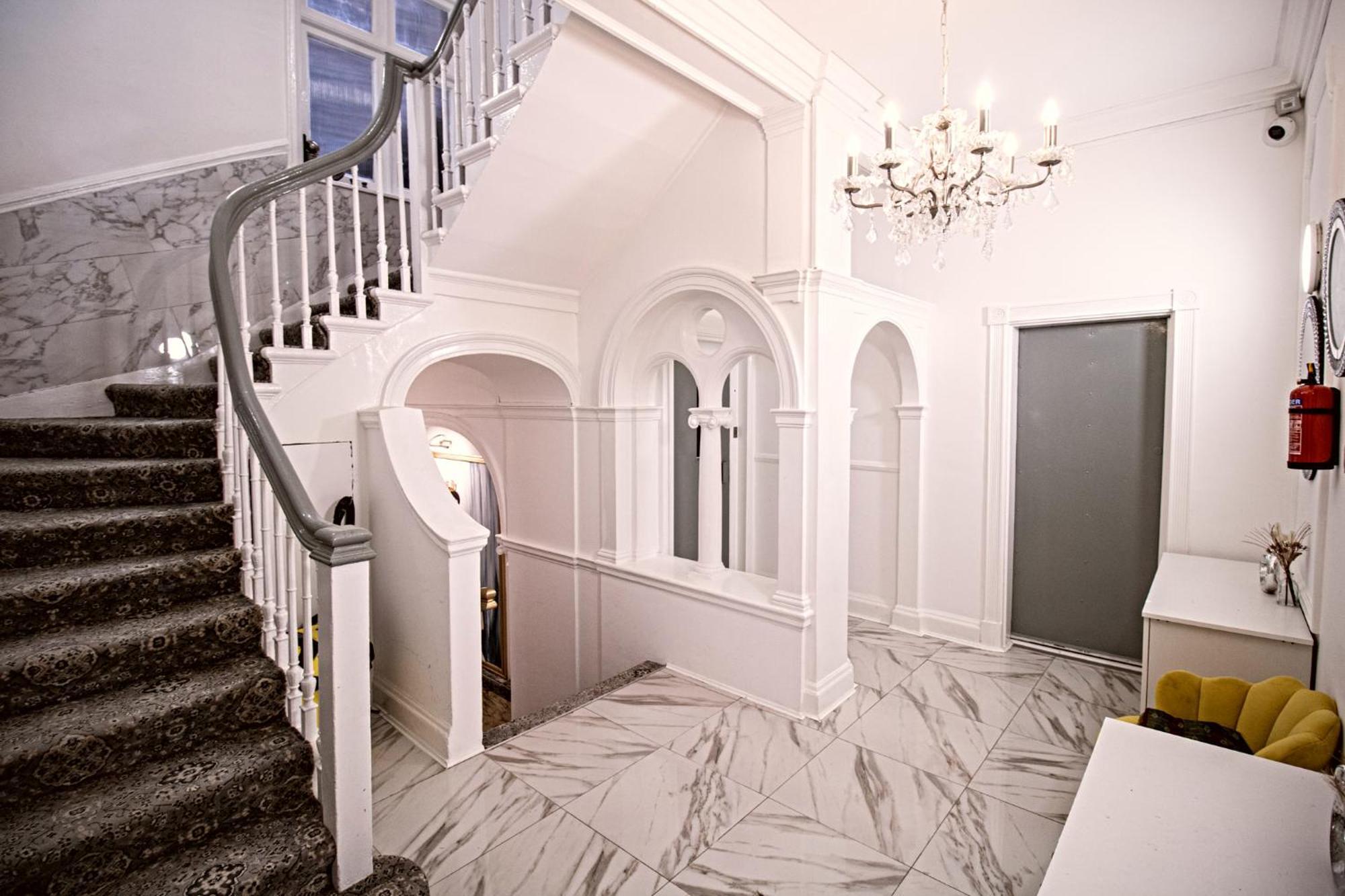 Oxford Street Chic Retreat - Unparalleled Elegance And Urban Comfort! Gc1 伦敦 外观 照片
