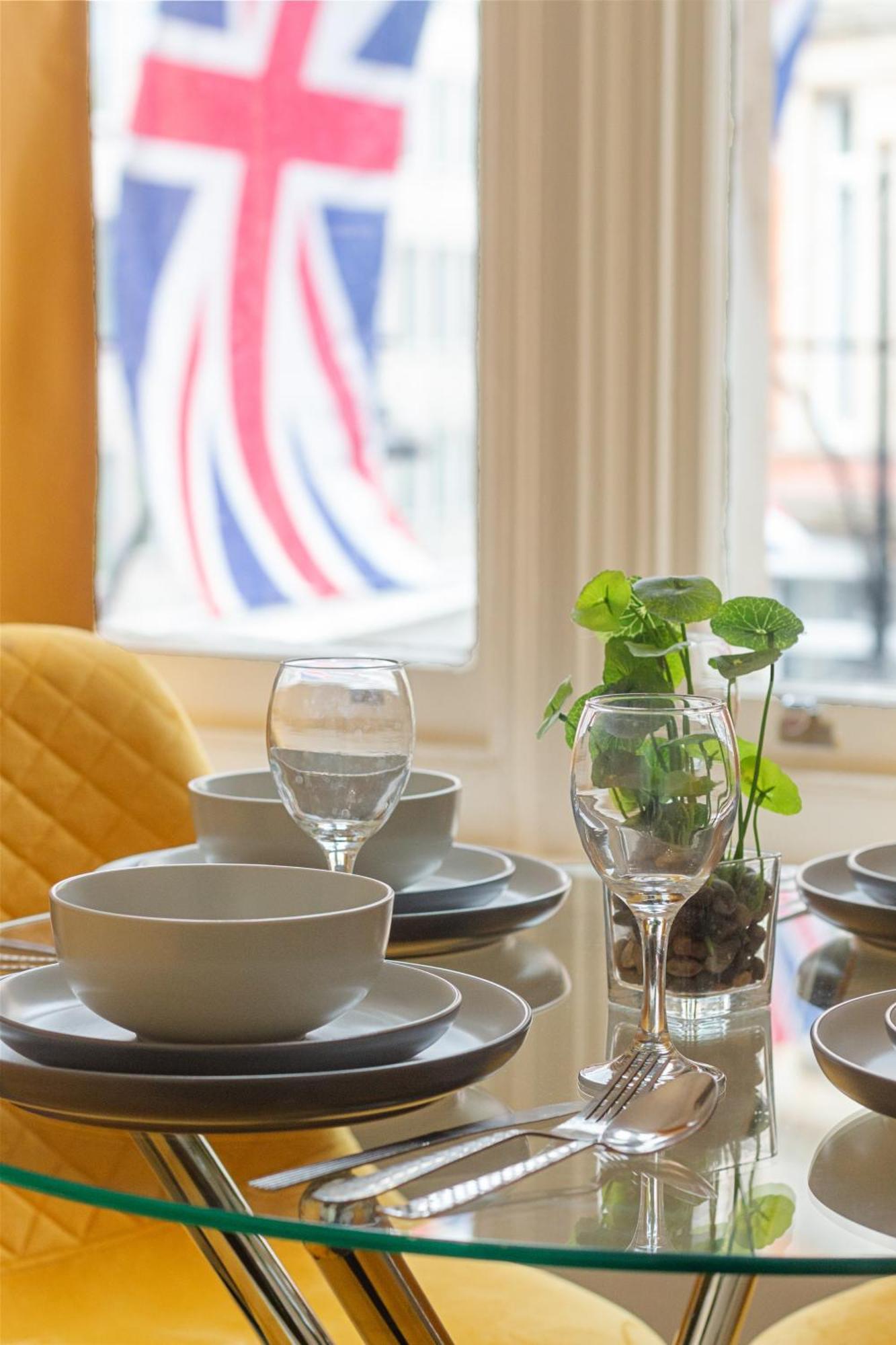 Oxford Street Chic Retreat - Unparalleled Elegance And Urban Comfort! Gc1 伦敦 外观 照片